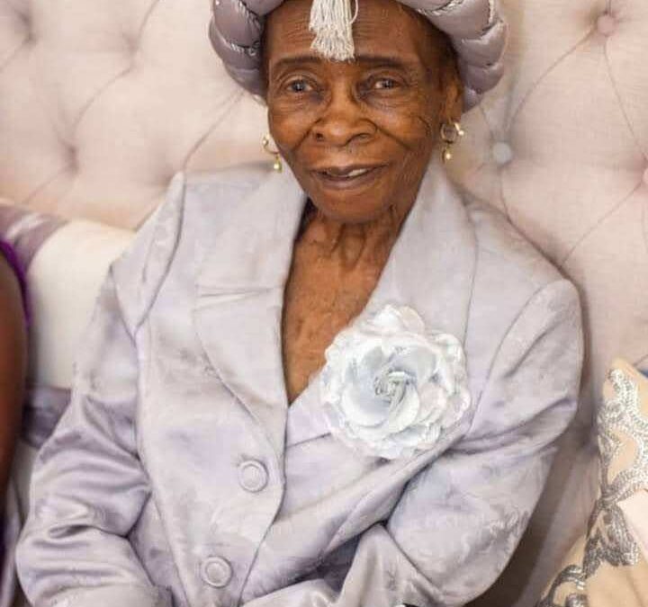 Mrs. Mary Clyde Robinson Dantzler