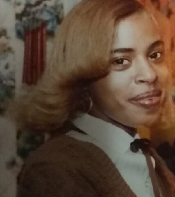 Ms. Robin Renea Green