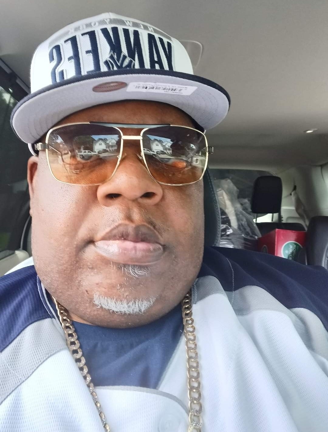 Mr. Hampton Everette Jones, III