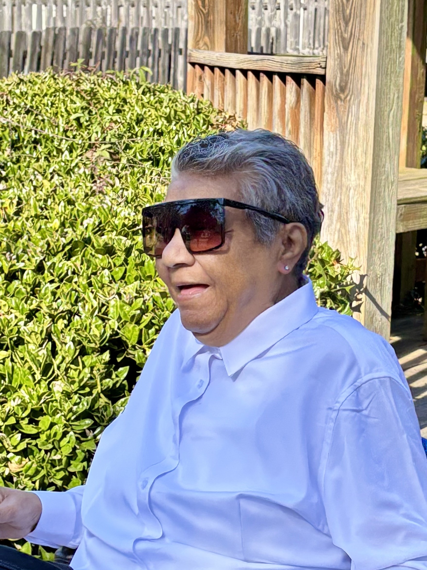 Mrs. Zandra Chiquita Cole Morgan