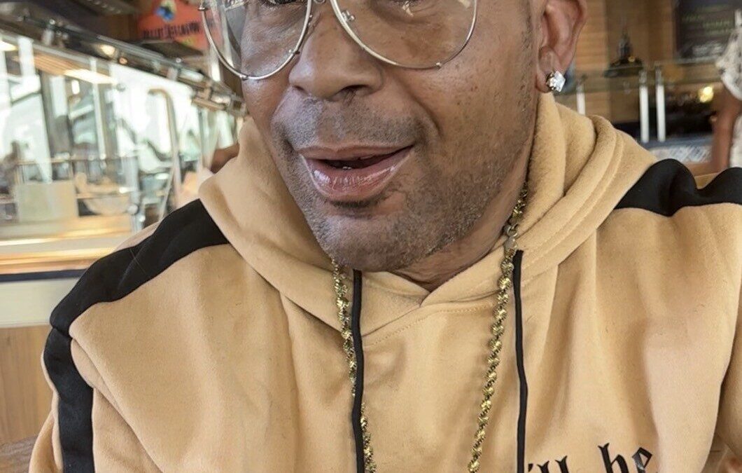 Mr. Tracey Rodan Cook
