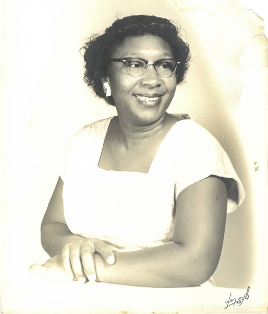 Mrs. Emma Pearl Fuller Simons