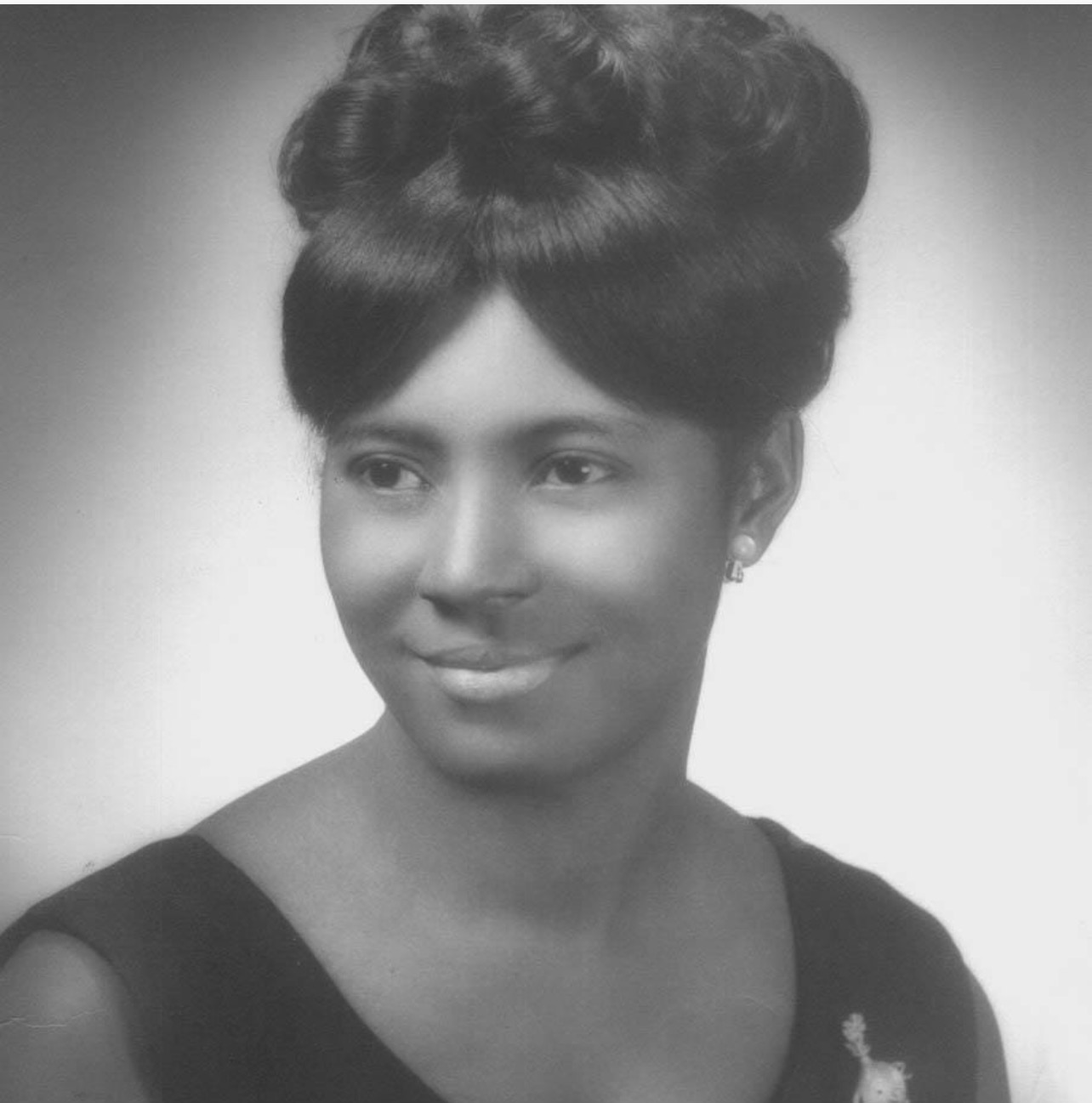 Ms. Clarice Ethel Rowe